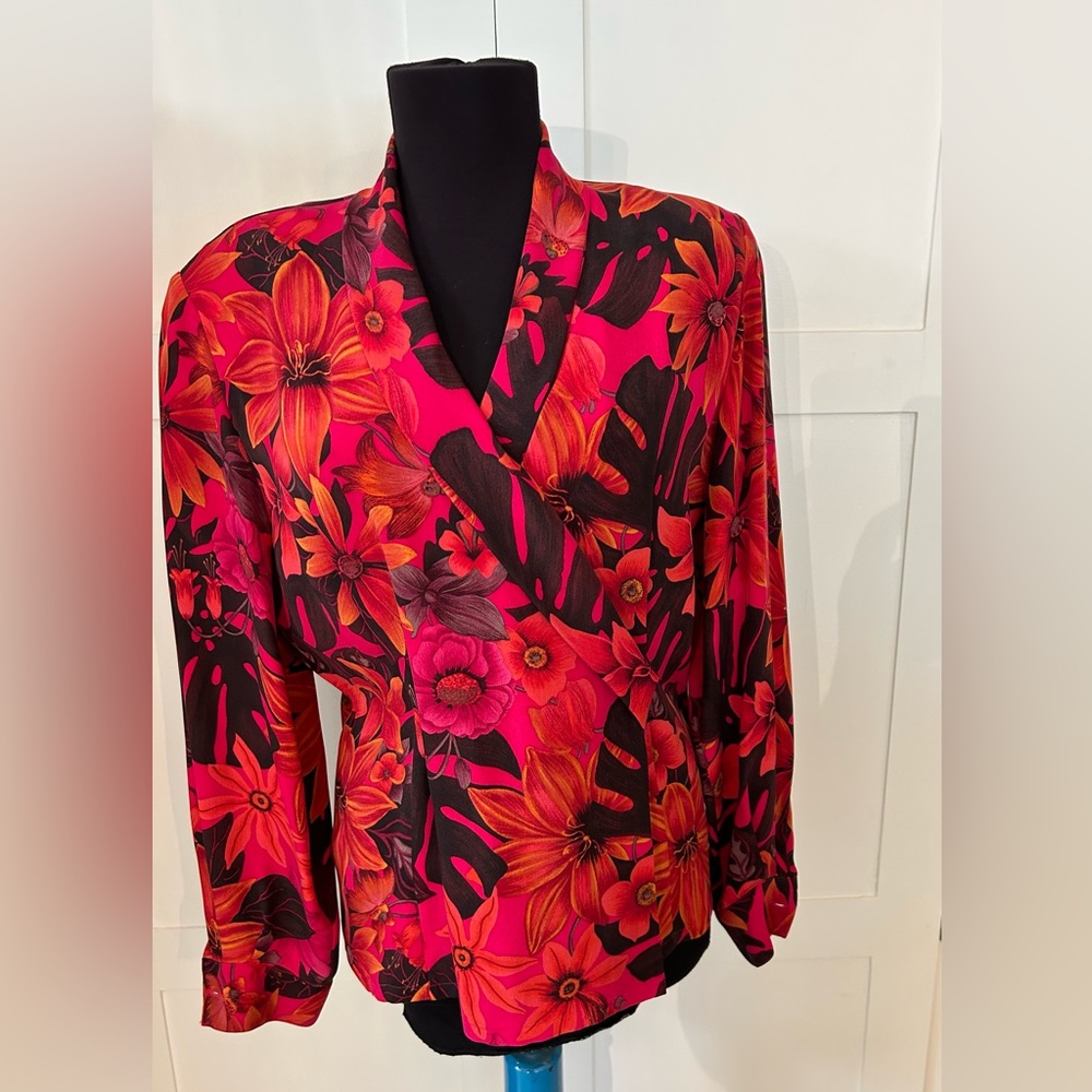 Dana Buchman Floral Blouse 100% Silk Size 4